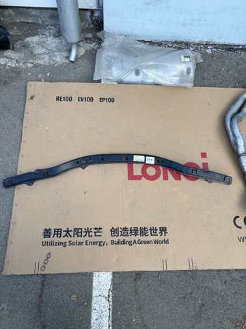 Балка бампера переднього 622408H700 NISSAN