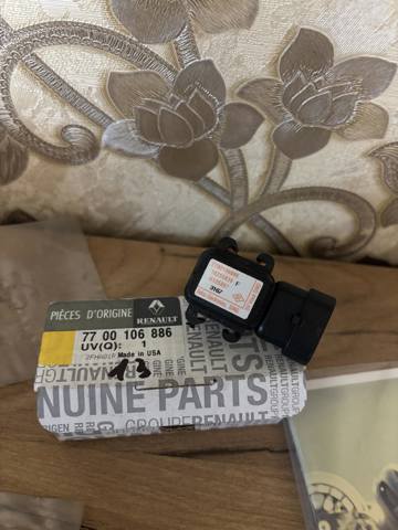 Датчик наддува 7700106886 RENAULT
