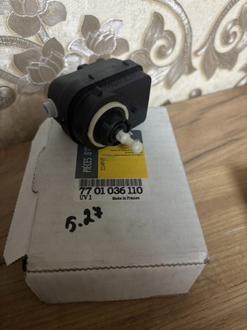 Автоматичний коректор фар 7701036110 RENAULT