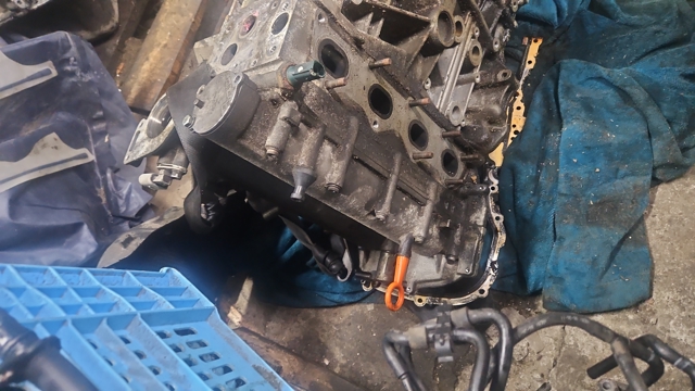 Кришка клапанів 03C103475AK VAG