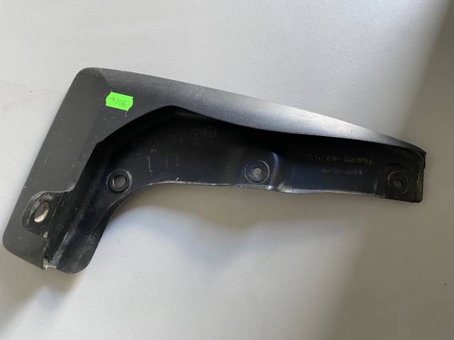 Бризговики крила 7662242110 TOYOTA