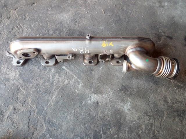Колектор випускний, правий 07Z253034R VAG