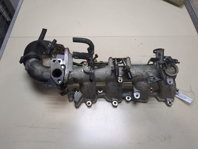 Колектор впускний 140018H810 NISSAN