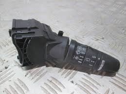 Перемикач підрульовий, правий 25260AV610 NISSAN