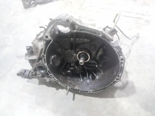 Коробка механіка в зборі 320105M303 NISSAN