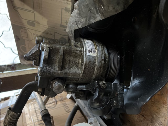 Насос гідропідсилювача керма 32416767244 BMW