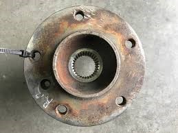 Підшипник задньої маточини 33411095774 BMW