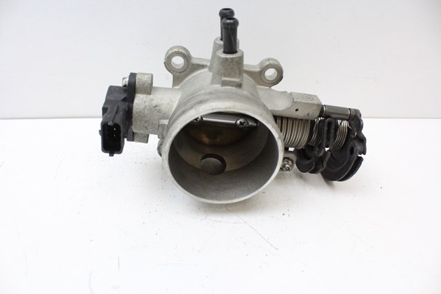 Дросільна заслінка в зборі 3510023950 HYUNDAI