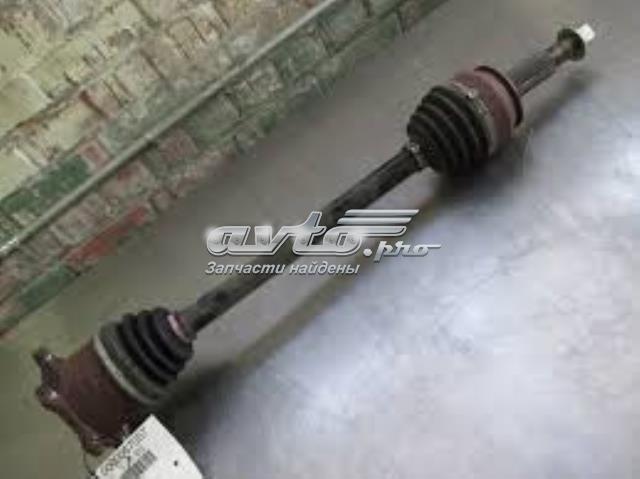 Піввісь задня 396001LA0A NISSAN