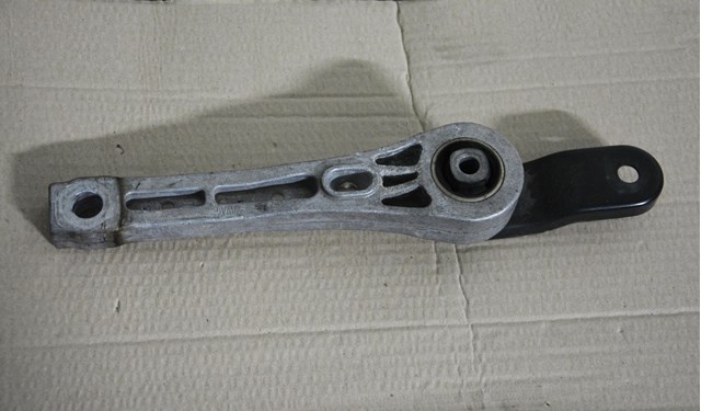 Опора двигуна задня 3C0199855J VAG