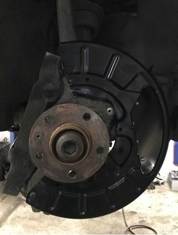 Кожух гальмівного диска 3D0615311C VAG