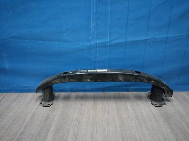 Балка бампера переднього 3D0807105AJ VAG