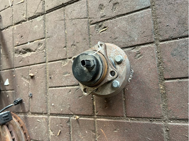 Маточини задніх коліс 4245002170 TOYOTA