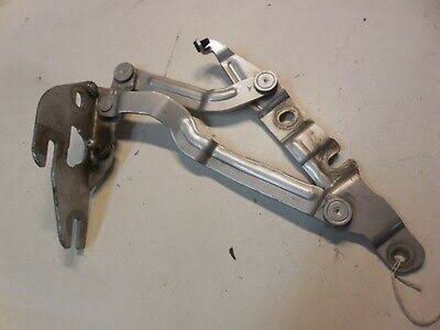 Кріплення кришки багажника 4B5827301F VAG