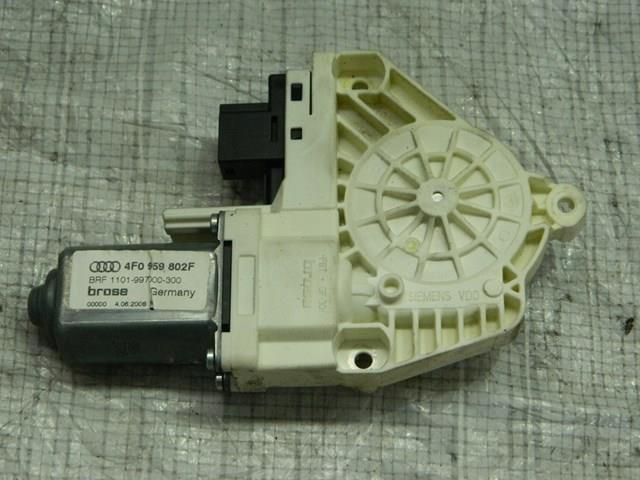 Моторчик склопідйомника задній правий audi a6 c6 4F0959802F