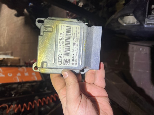 Датчик поперечного прискорення (ESP) 4G0907637K VAG