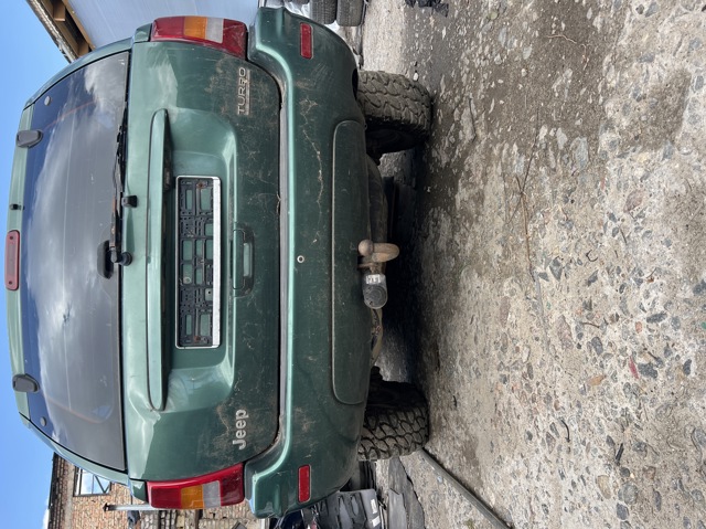 Бампер задній 5012938AA CHRYSLER