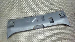 Накладка задньої панелі багажника 51477024863 BMW