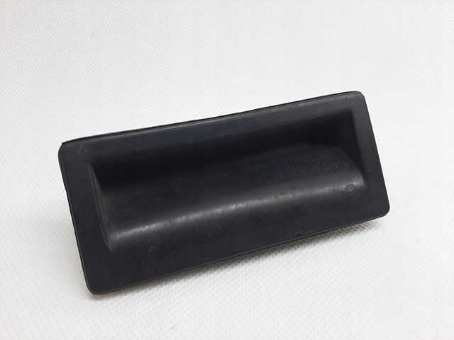 Ручка 3-х (5-х) дверей, зовнішня 5N0827566T VAG