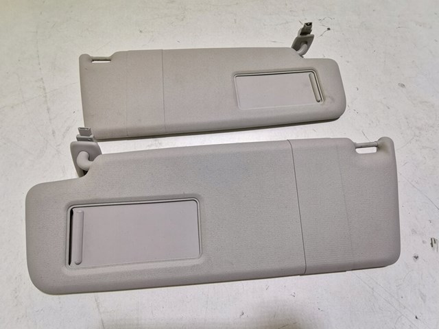 Козирок 5N0857552K2F4 VAG