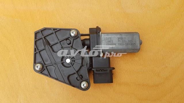 Двигун склопідіймача двері передньої, правої 67627406634 BMW