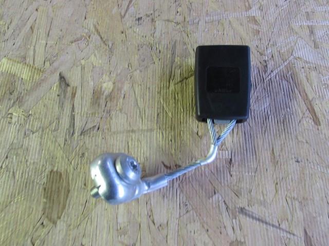 Замок ременя безпеки 72119172380 BMW