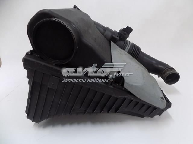 Корпус повітряного фільтра, лівий 7L0128607 VAG