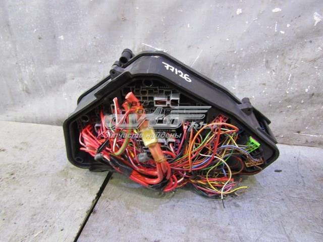 Кришка блока реле 7L0907295J VAG