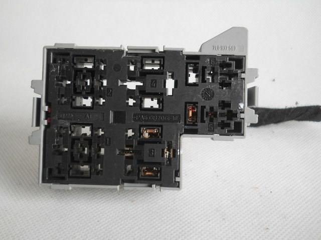 Реле запобіжників 7L0937503 VAG