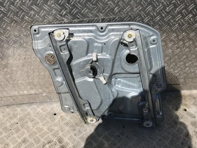 Механізм склопідіймача двері передньої, правої 80770AV601 NISSAN