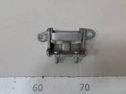 Петля задніх лівих дверей 82401AV630 NISSAN