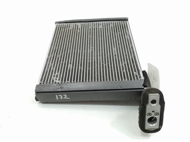 Радіатор кондиціонера салонний, випарник 8850102202 TOYOTA