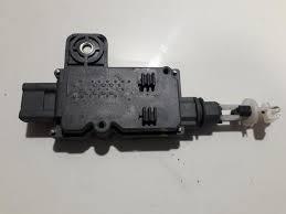 Актуатор замка ляди 90550BM600 NISSAN