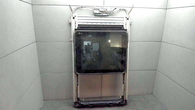Скло люка даху 912108H311 NISSAN