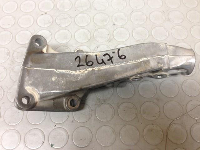 Кронштейн подушки (опори) двигуна, правої A1662230304 MERCEDES