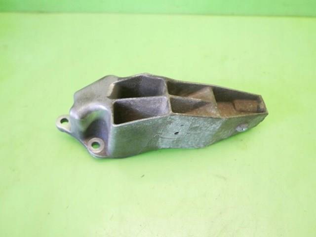 Кронштейн КПП A1682410901 MERCEDES