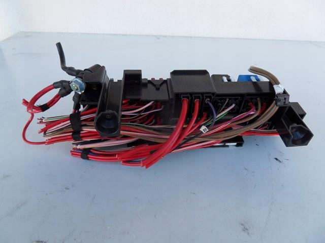 Коробка запобіжників A1685453340 MERCEDES