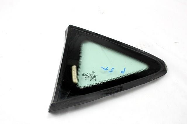 Скло багажника, ліве A1686700312 MERCEDES