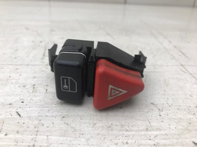 Кнопка аварійної сигналізації A16882012107C45 MERCEDES