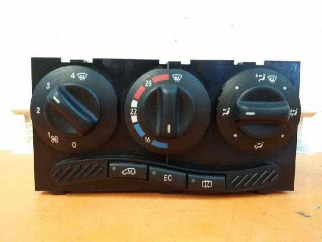 Блок управління кондиціонером A1688300485 MERCEDES