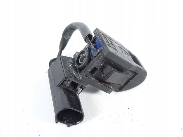 Сопло склоомивача вітрового скла A2118600147 MERCEDES