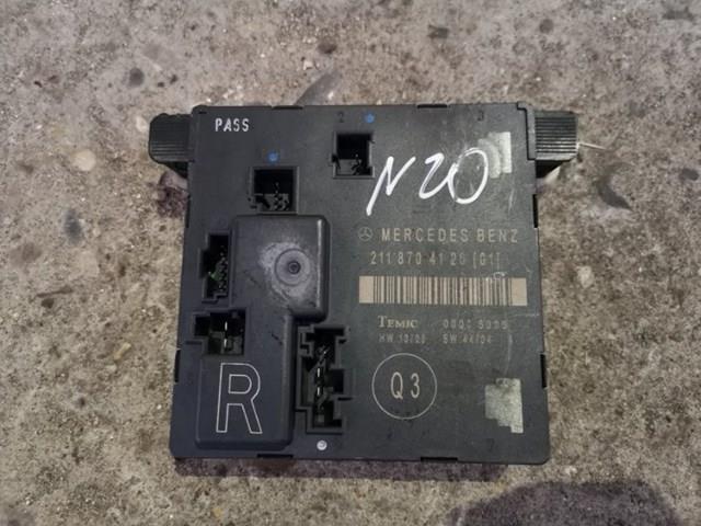 Блок комфорту задніх дверей A2118704126 MERCEDES