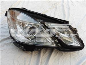 Фара правая A2128209661 MERCEDES