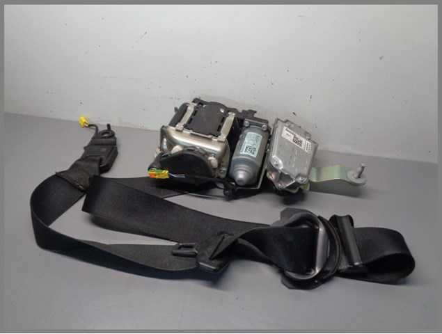 Ремені безпеки A2128607885 MERCEDES