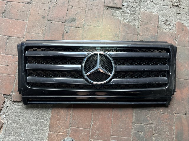 Решітка A4638880223 MERCEDES