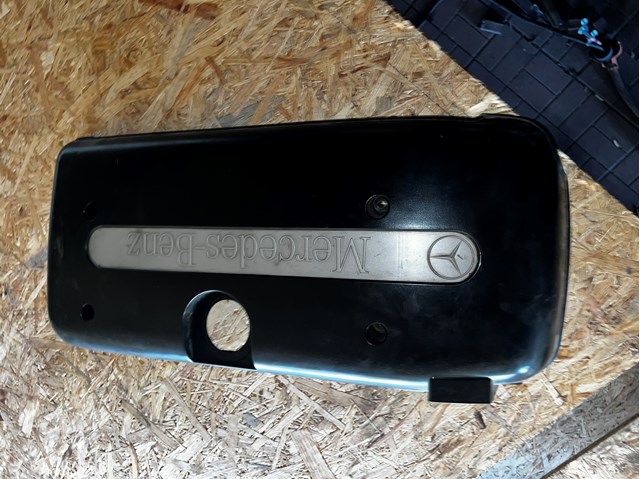 Кришка двигуна декоративна A6120100967 MERCEDES
