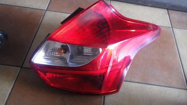 Задній правий стоп BM5113404AK FORD