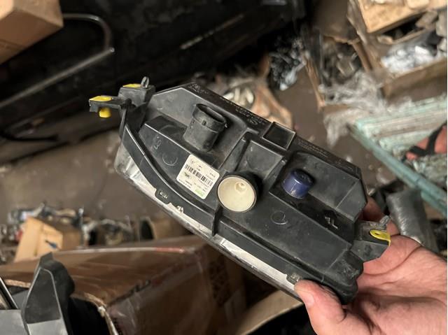 Протитуманка ліва CK5215201AB LAND ROVER