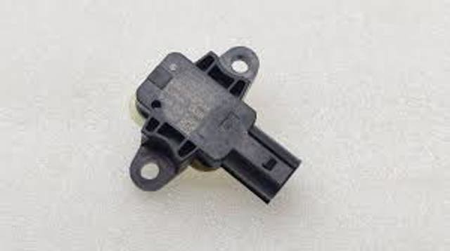 Датчик Ейрбег передній CM5T14C676AA FORD
