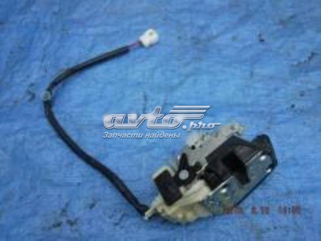 Замок задніх дверей, правих GE6V72310B MAZDA